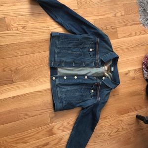 levi’s jean jacket!!